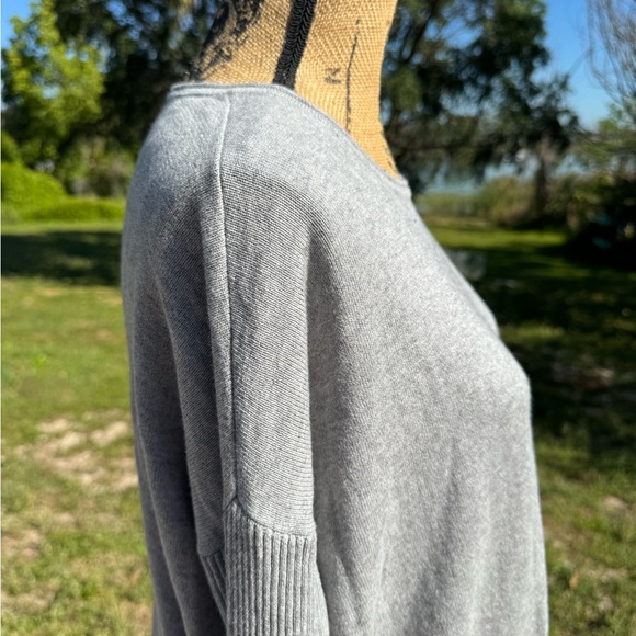 Lisa Todd Sweater Cashmere Cotton Side Button Slit Grey Size Small - Picture 5 of 11